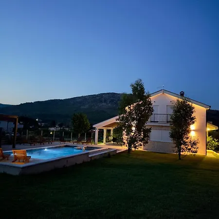 Kuca Za Odmor Nina Villa *