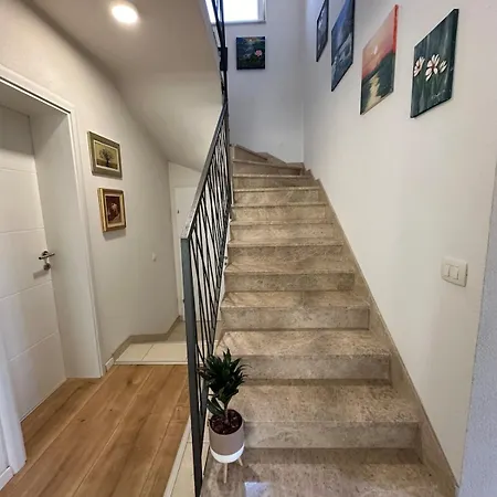 Kuca Za Odmor Nina Villa *